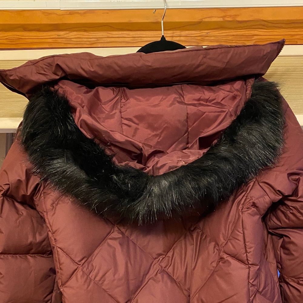 Columbia Maroon Hooded Puffer Jacket - Picture 6 of 13